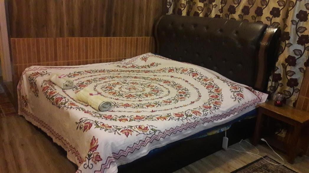 Blooming Dale Hotel Srīnagar 外观 照片