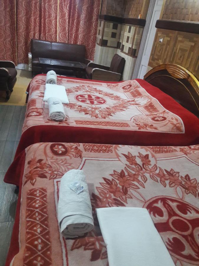 Blooming Dale Hotel Srīnagar 外观 照片