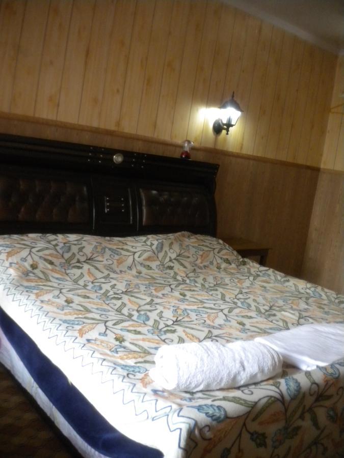 Blooming Dale Hotel Srīnagar 外观 照片