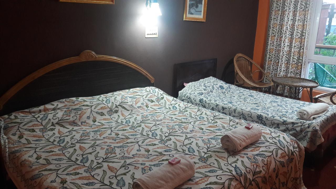Blooming Dale Hotel Srīnagar 外观 照片