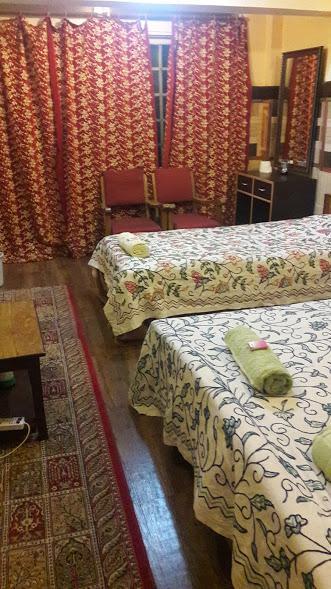 Blooming Dale Hotel Srīnagar 外观 照片
